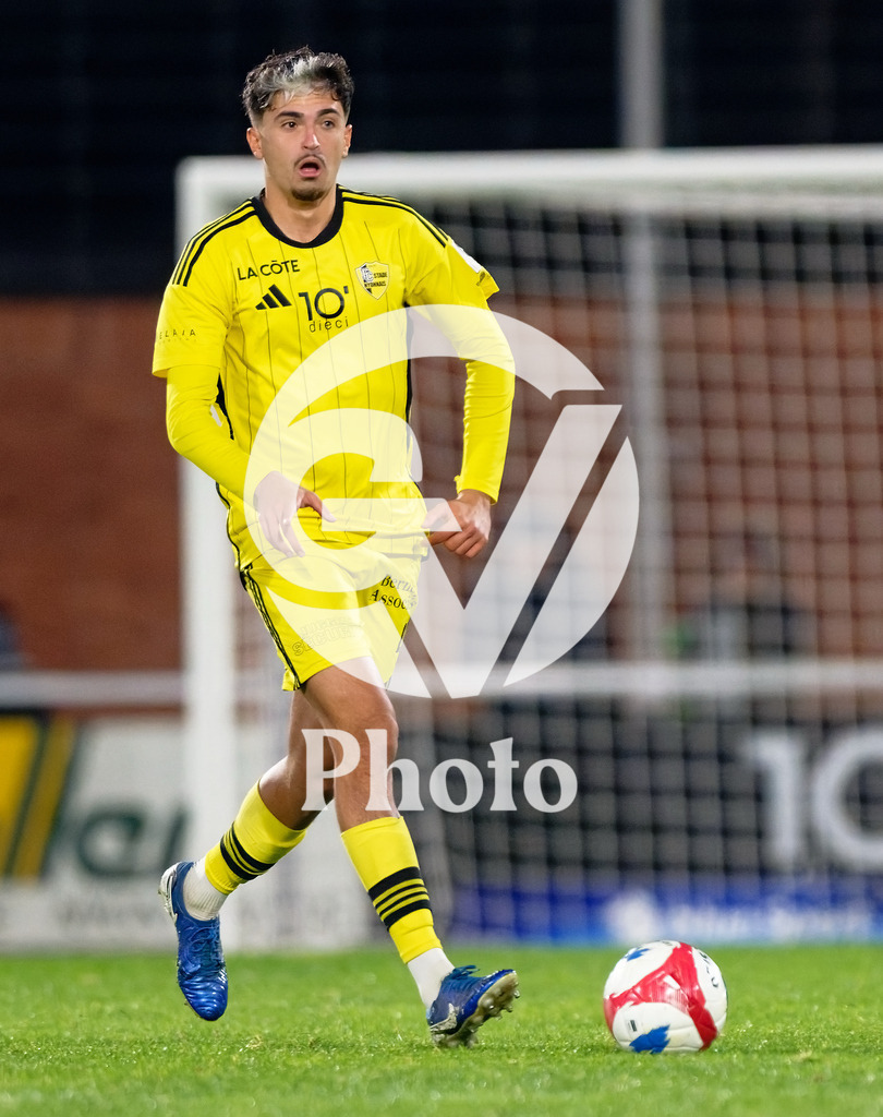 dieci Challenge League - FC Stade Nyonnais v Etoile Carouge FC |  during the dieci Challenge League match between FC Stade Nyonnais and Etoile Carouge FC at Centre sportif de Colovray in Nyon, Switzerland