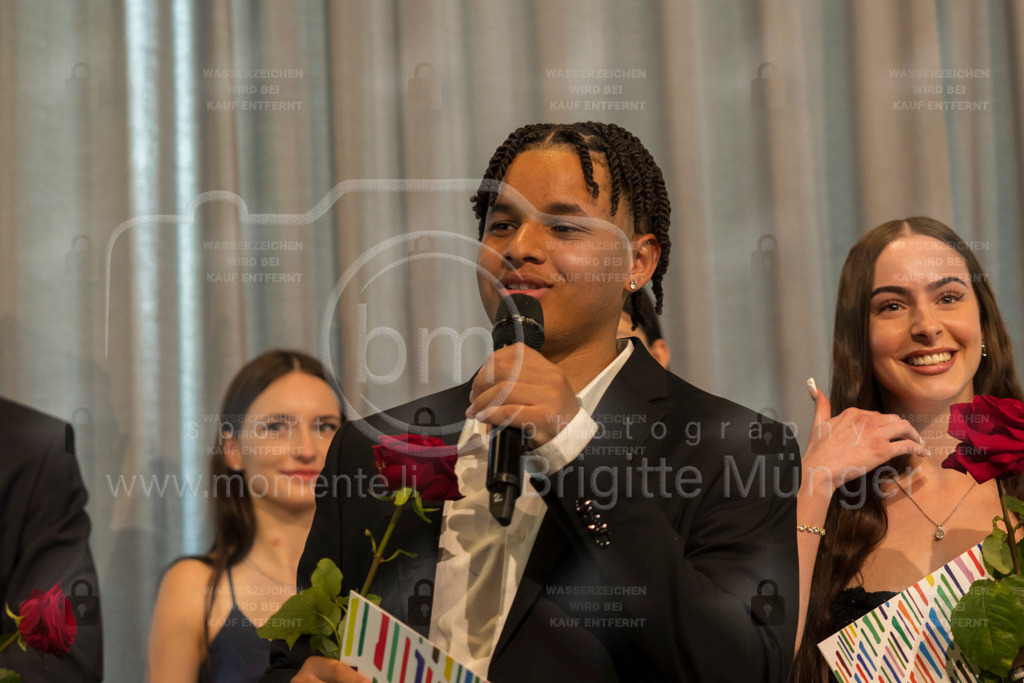 FeusiDiplomfeier_R6OO3036 | Brigitte Münger / bmsportphotography - Realisiert mit Pictrs.com