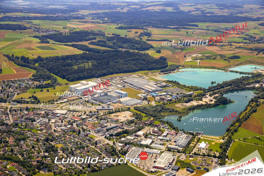 Das Luftbild zeigt :  Pfullendorf - Die Luftaufnahme wurde 2024 vom UL-Flugzeug aus erstellt ( keine Drohne ) - Hochauflösende Luftaufnahme - Für grossformatige Ausdrucke geeignet. Die Geschenkidee !Mit Lizenz und Bildrechte bestellbar