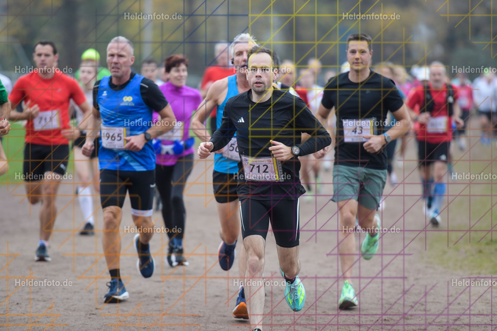 Neusser Erftlauf 2025  | 15km Neusser Erftlauf 2025 Foto: Heldenfoto.de