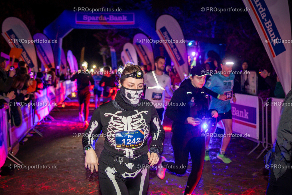 Halloween Run 2025 in Koeln, 31.10.2025 | Impressionen vom Halloween Run 2025 am 31.10.2025 in Koeln (Forstbotanischer Garten Rodenkirchen). Foto: Axel Kohring/Beautiful Sports