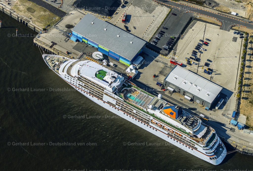 3293037 | Kreuzfahrtschiff Europa lm Hafen Hamburg, Freie und Hansestadt Hamburg