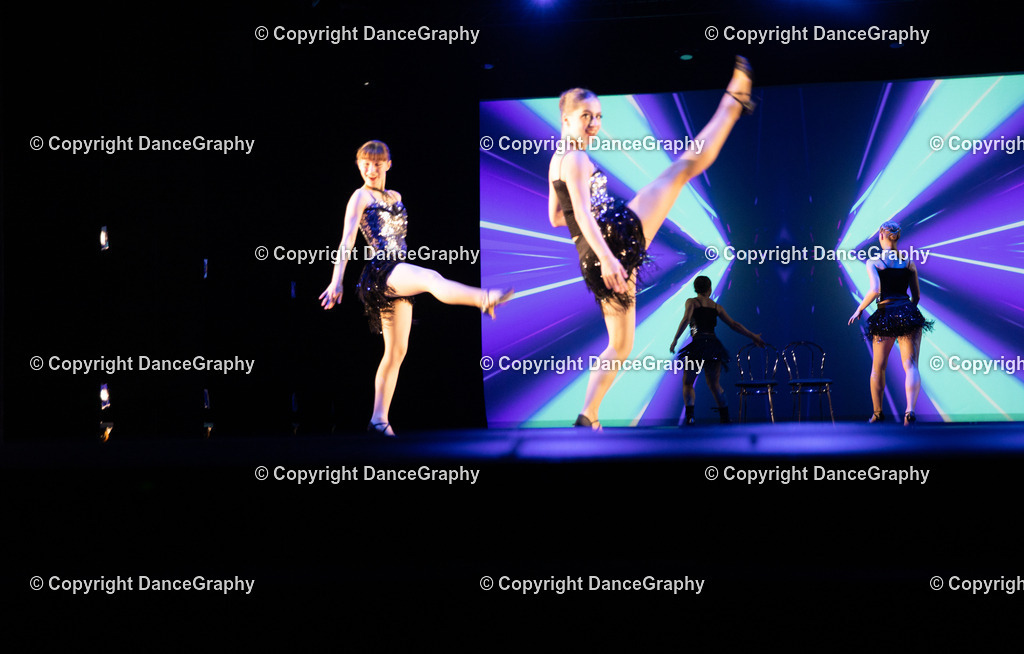 GPHY4228 | DanceGraphy - Realisiert mit Pictrs.com