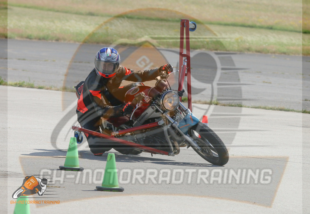 IMG_0715 | gh-motorradtraining-foto.de - Realisiert mit Pictrs.com