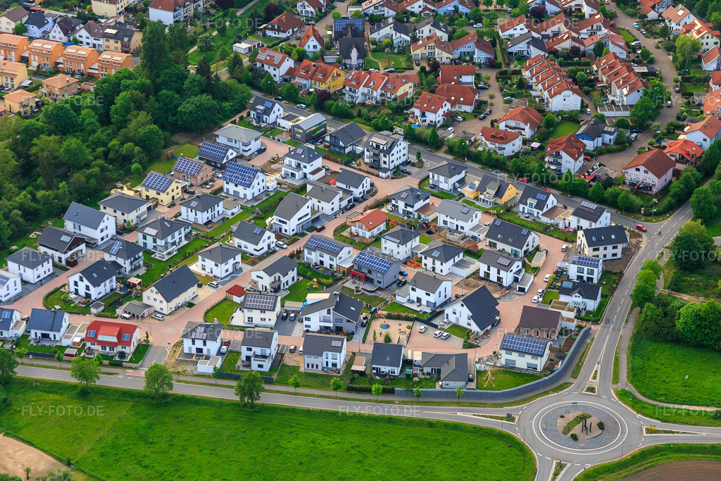 Luftbild: Neubaugebiet Brachvogelring in Lorsch im Bundesland Hessen in Deutschland. Foto: IMG_088317.jpg vom 09.05.2016 durch Werner Riehm/FLY-FOTO.de
