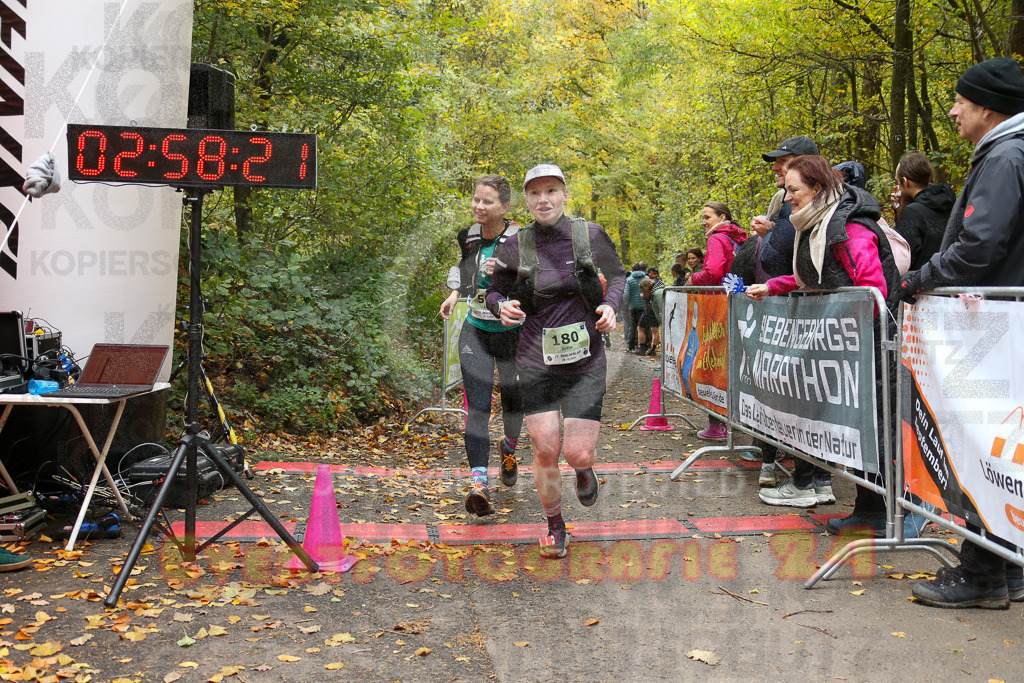 251026_1300_EX1_2156 | Sportfotografie im Rhein-Sieg Kreis, Köln, Bonn, NRW, Rheinland Pfalz, Hessen, etc. Unser Tätigkeitsfeld umfasst den Laufsport vom Volkslauf über den Marathon, Duathlon, Triathon bis zum Ultralauf wie Kölnpfad Ultra oder Schindertrail.