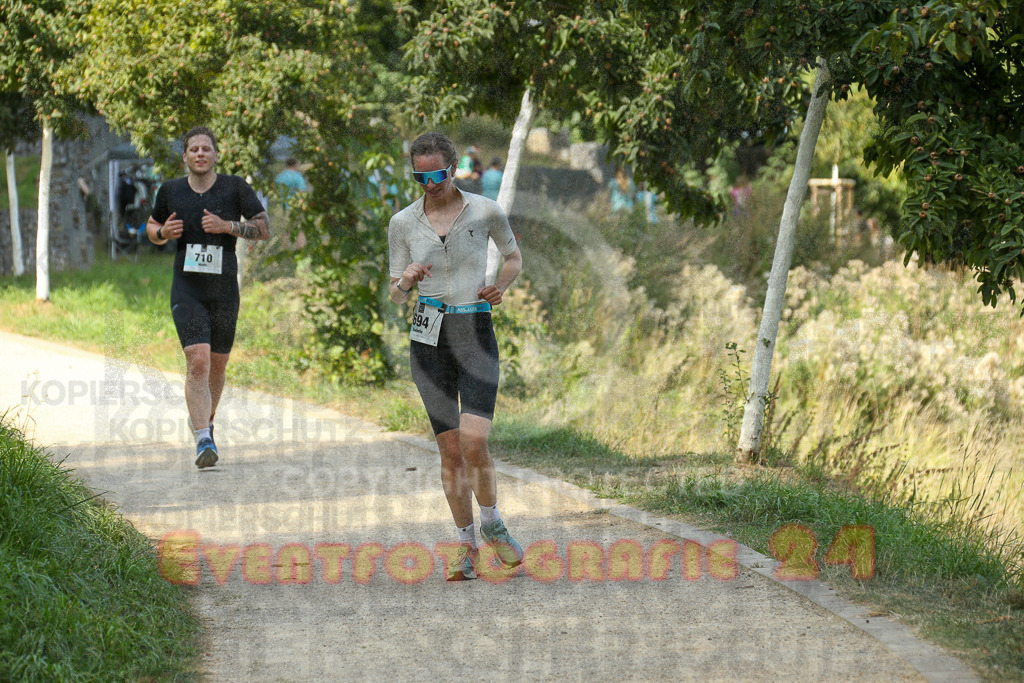 250824_1434_EX1_6720 | Sportfotografie im Rhein-Sieg Kreis, Köln, Bonn, NRW, Rheinland Pfalz, Hessen, etc. Unser Tätigkeitsfeld umfasst den Laufsport vom Volkslauf über den Marathon, Duathlon, Triathon bis zum Ultralauf wie Kölnpfad Ultra oder Schindertrail.