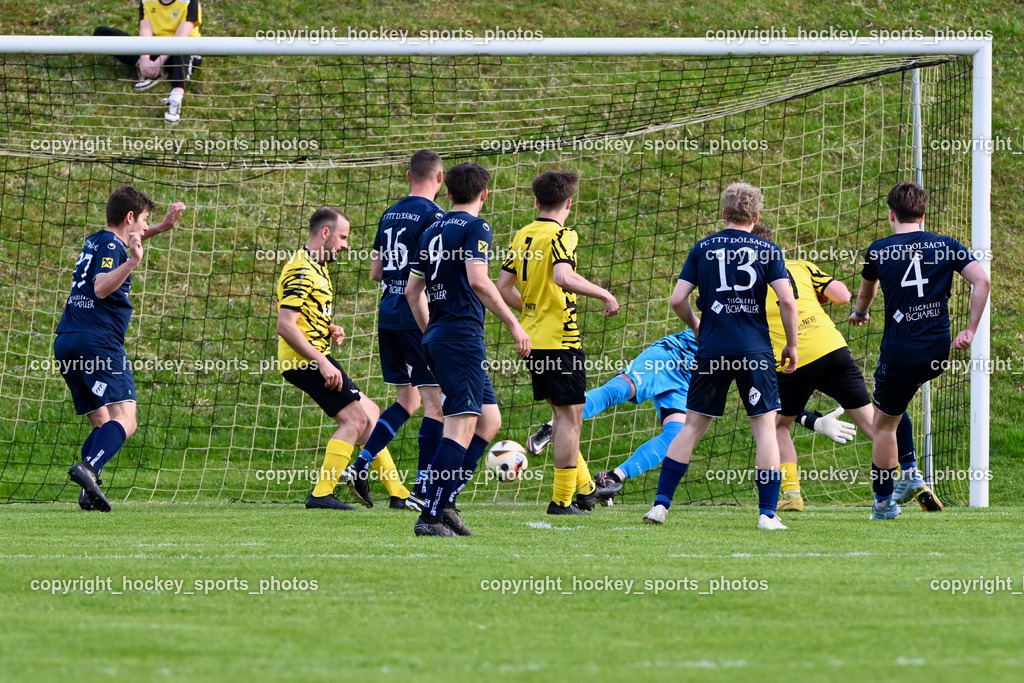 FC Faakersee vs. FC Dölsach | Tor FC Dölsach, #4 Yannick Finn Brandner FC Dölsach, #13 Tobias Josef Nussbaumer FC Dölsach, #38 Michael Lessiak FC Faakersee, #7 Felix Michael Bachlechner FC Faakersee, #9 Philipp Hochegger FC Dölsach, #17 Matteo Scheucher FC Faakersee, #27 David Mietschnig FC Dölsach, FC Faakersee vs. FC Dölsach, FC Faakersee vs. FC Dölsach am 20.04.2025 in Finkenstein (Sportplatz Finkenstein), Austria, (Photo by Bernd Stefan)