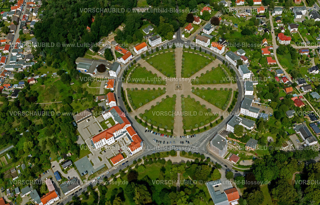 Ruegen12083349Putbus | Luftbild, Obelisk, Circus von Putbus, Putbuser Schlosspark,  Putbus, Insel Rügen, Mecklenburg-Vorpommern, Deutschland, Europa