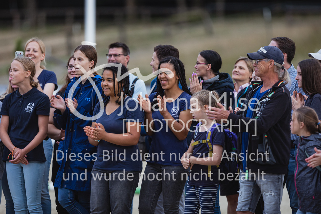 220729_BHO_BestBuddy-839 | Deine schönsten Turniermomente als professionelle Fotos! Entdecke hochwertige Pferdesport-Fotografie im Online-Shop. Jetzt Fotos finden & bestellen!