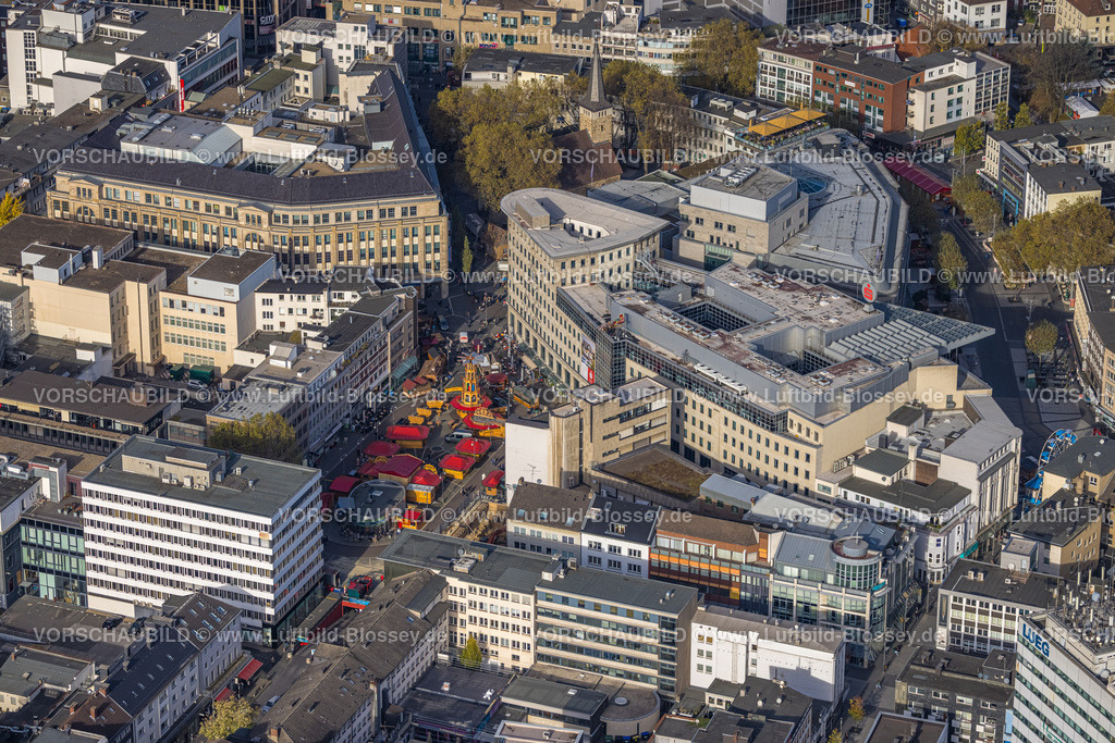 Bochum221101029 | Luftbild, Weihnachtsmarkt auf dem Dr.-Ruer-Platz, Gleisdreieck, Bochum, Ruhrgebiet, Nordrhein-Westfalen, Deutschland