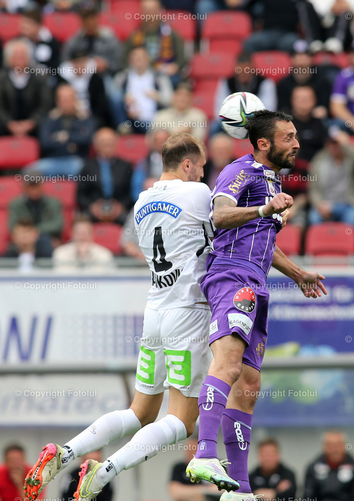 A_LUI_08052022_13 | SPORT,FUSSBALL,TIPICO BUNDESLIGA AUSTRIA KLAGENFURT-STURM GRAZ 08.08.2022 IM BILD: GORENENC STANKOVIC (STURM GRAZ) UND MARKUS PINK (KLAGENFURT) FOTO:FOTOLUI