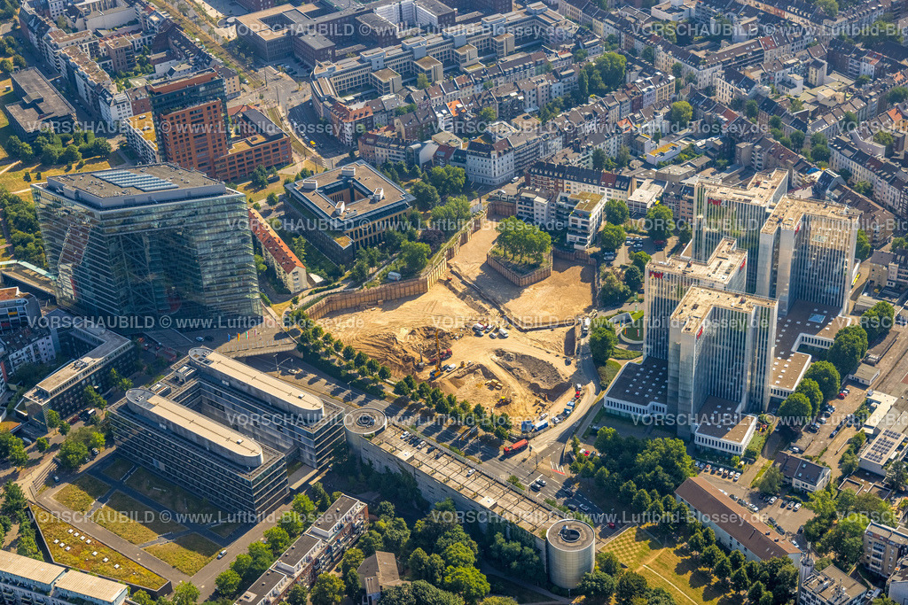 Duesseldorf220700879 | Luftbild, Baustelle zwischen Düsseldorfer Stadttor und RWI4 Hochhäuser, Unterbilk, Düsseldorf, Rheinland, Nordrhein-Westfalen, Deutschland