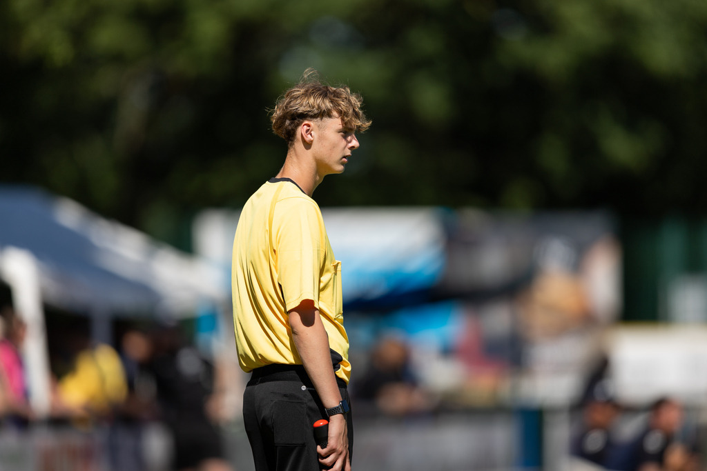 Fußball I Männer I 40. Pfingscup Hollage I 13373 | realhellocedii - Realisiert mit Pictrs.com