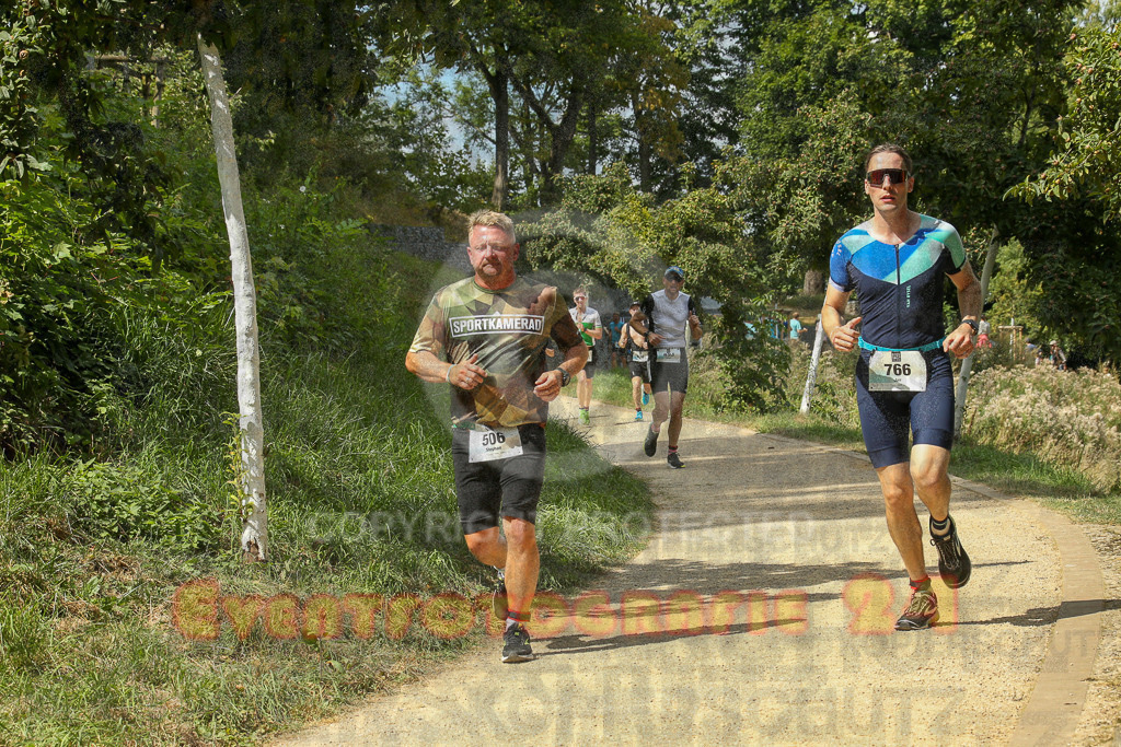 250824_1412_EX1_5327 | Sportfotografie im Rhein-Sieg Kreis, Köln, Bonn, NRW, Rheinland Pfalz, Hessen, etc. Unser Tätigkeitsfeld umfasst den Laufsport vom Volkslauf über den Marathon, Duathlon, Triathon bis zum Ultralauf wie Kölnpfad Ultra oder Schindertrail.