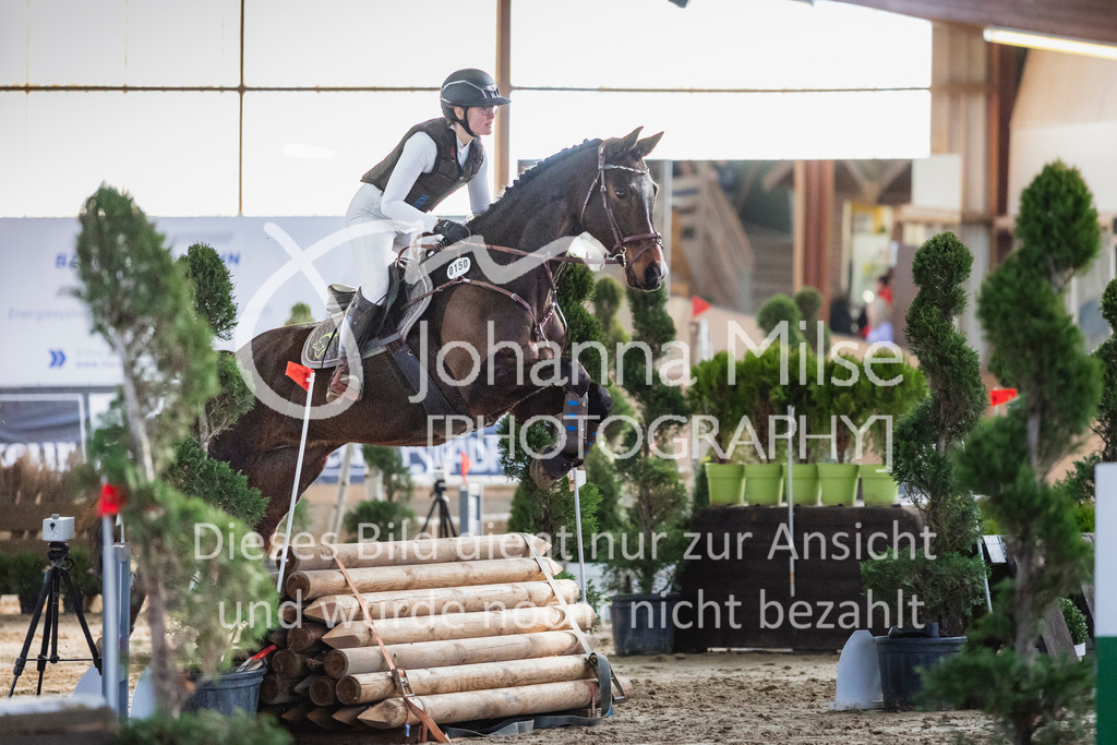 260322_HF-Schw_Gelaende-A-597 | Deine schönsten Turniermomente als professionelle Fotos! Entdecke hochwertige Pferdesport-Fotografie im Online-Shop. Jetzt Fotos finden & bestellen!