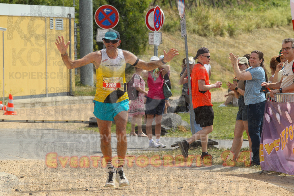 250614_1128_EV4_8953 | Sportfotografie im Rhein-Sieg Kreis, Köln, Bonn, NRW, Rheinland Pfalz, Hessen, etc. Unser Tätigkeitsfeld umfasst den Laufsport vom Volkslauf über den Marathon, Duathlon, Triathon bis zum Ultralauf wie Kölnpfad Ultra oder Schindertrail.