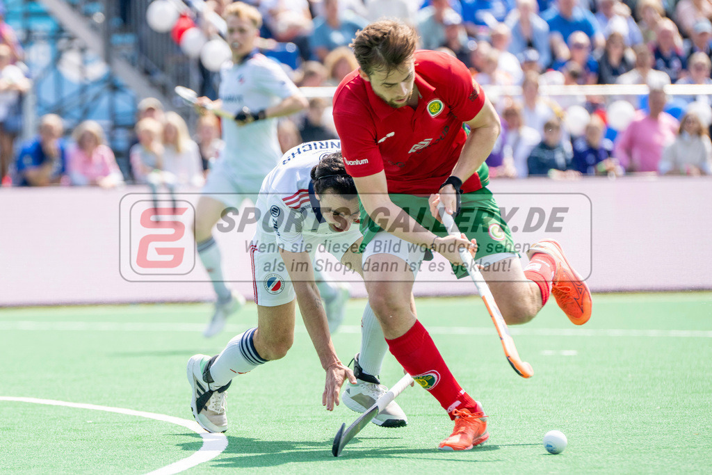 Final4_20240519-1441-0056 | Bonn, Deutschland, 19.05.2024:  in Aktion waehrend des Spiels der Deutsche Feldhockey-Meisterschaften 2024 zwischen Final 4 Herren Finale Mannheimer HC - Hamburger Polo Club im Bonner THV am 19.05.2024 in Bonn, Deutschland. (Foto von Stephan Fehrmann)

Bonn, Germany, 19.05.2024:  in action during the game of Deutsche Feldhockey-Meisterschaften 2024 between Final 4 Herren Finale Mannheimer HC - Hamburger Polo Club in Bonner THV at 19.05.2024 in Bonn, Deutschland. (Foto from Stephan Fehrmann)
