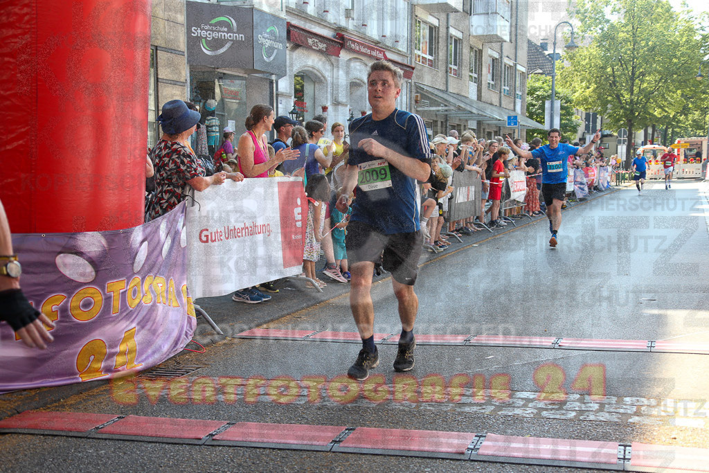 230624_1653_EX1_6818 | Sportfotografie im Rhein-Sieg Kreis, Köln, Bonn, NRW, Rheinland Pfalz, Hessen, etc. Unser Tätigkeitsfeld umfasst den Laufsport vom Volkslauf über den Marathon, Duathlon, Triathon bis zum Ultralauf wie Kölnpfad Ultra oder Schindertrail.