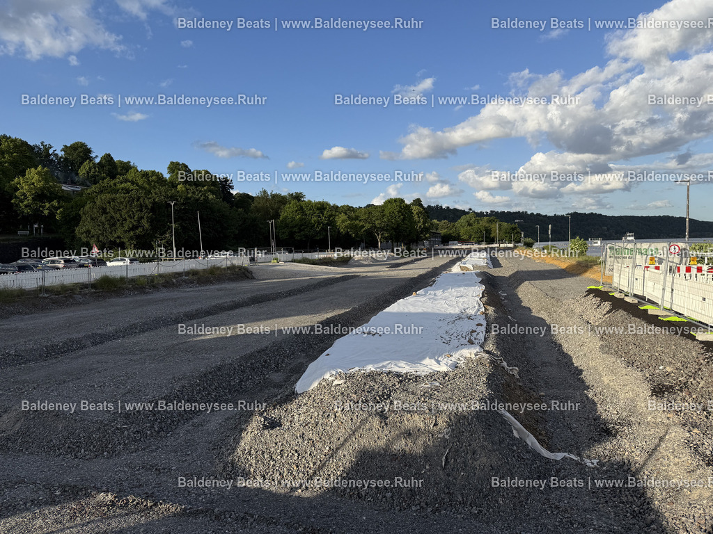 Bautagebuch - Regattatribüne Baldeneysee | Alle Nutzungsrechte vorbehalten. Jede Nutzung des Bildes bedarf einer gültigen Lizenz. Der Urheber- und Quellenhinweis „Foto: Cesar von Meissen / Baldeneysee.Ruhr“ ist bei jeder Veröffentlichung direkt am Bild anzubringen. Eine Weitergabe, Unterlizenzierung oder Weiterveräußerung an Dritte ist unzulässig. - Realisiert mit Pictrs.com