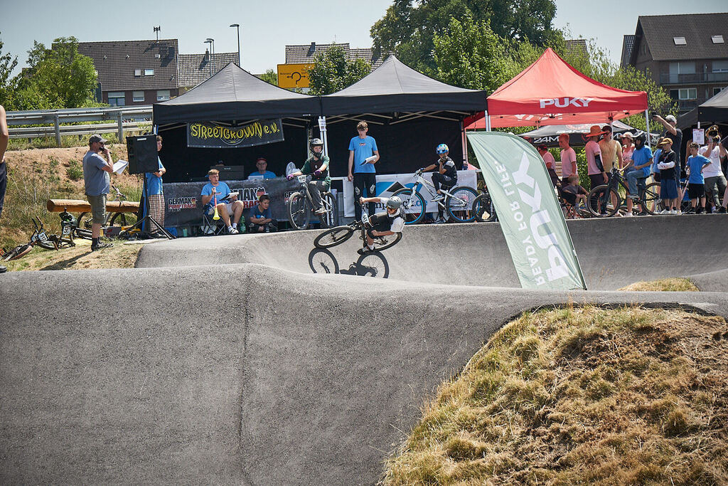 202506251-04 PM25 81@sebastiankopp | German Pumptrack Series - Realisiert mit Pictrs.com