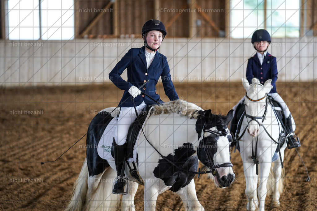 20230518-FAH03506 | Frühjahrsturnier, landberg am Lech, 2023, Reitclub Landsberg, Turnierbilder, Fotos Turnier Landsberg, Fotoagentur Herrmann, Turnierfotografen Bayern, reitsport Fotograf, Pferde Fotograf