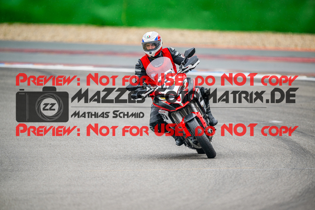 MaZZes_FotoMatrix_240702_6007705_3318 | INST