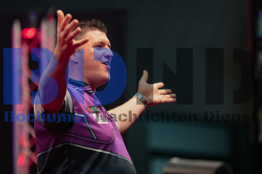 PDC European Darts Open 2024 | {headline}(Foto: Sebastian Sendlak / BOND) - Realisiert mit Pictrs.com