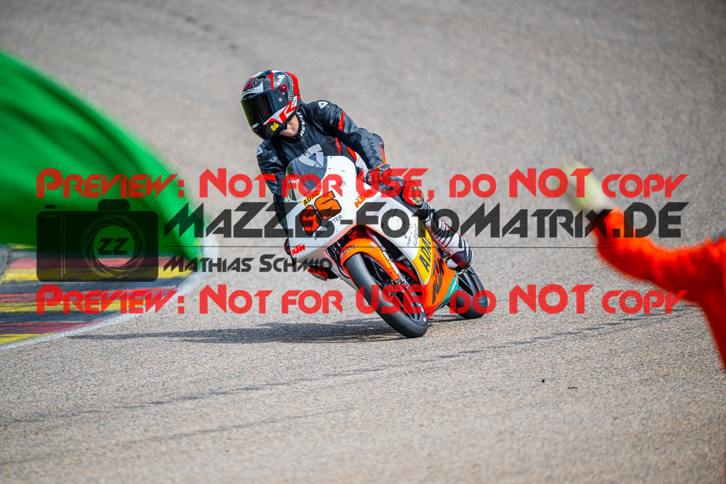 MaZZes_FotoMatrix_240504_6007705_4417 | KTM