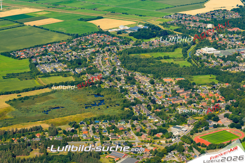 Das Luftbild der Stadt Leck wurde 2022 vom Flugzeug heraus erstellt (keine Drohnen-Aufnahmen) Aufnahmehöhe ca.450 Meter- hohe Bildauflösung und Druck-Qualität. Garantiert!