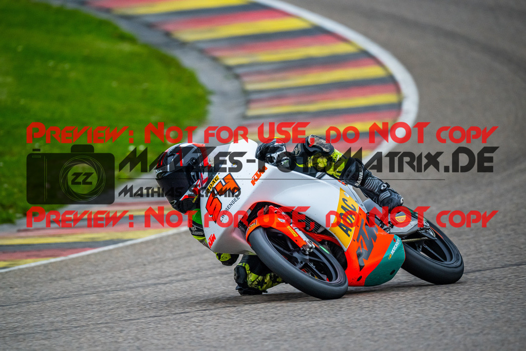 MaZZes_FotoMatrix_240503_6007705_1519 | KTM