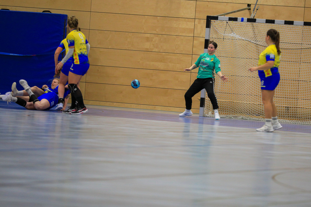 TvBorkenIII_SVN_161125_086 | Bildergalerie von Sport-Ereignissen aber auch von weiteren spannenden Dingen - nicht nur vom Niederrhein. In Anlehnung an den bekannten Spruch von Hanns Dieter Hüsch heißt das Motto: "Niederrhein ist überall".  - Realisiert mit Pictrs.com