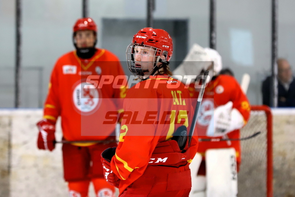 Lennard Gatz - DEG | Lennard Gatz - DEG - Realisiert mit Pictrs.com