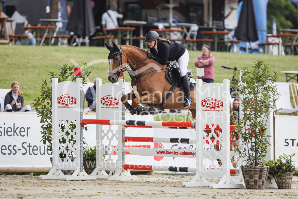 250710_BHO_Stil-L-1-188 | Deine schönsten Turniermomente als professionelle Fotos! Entdecke hochwertige Pferdesport-Fotografie im Online-Shop. Jetzt Fotos finden & bestellen!