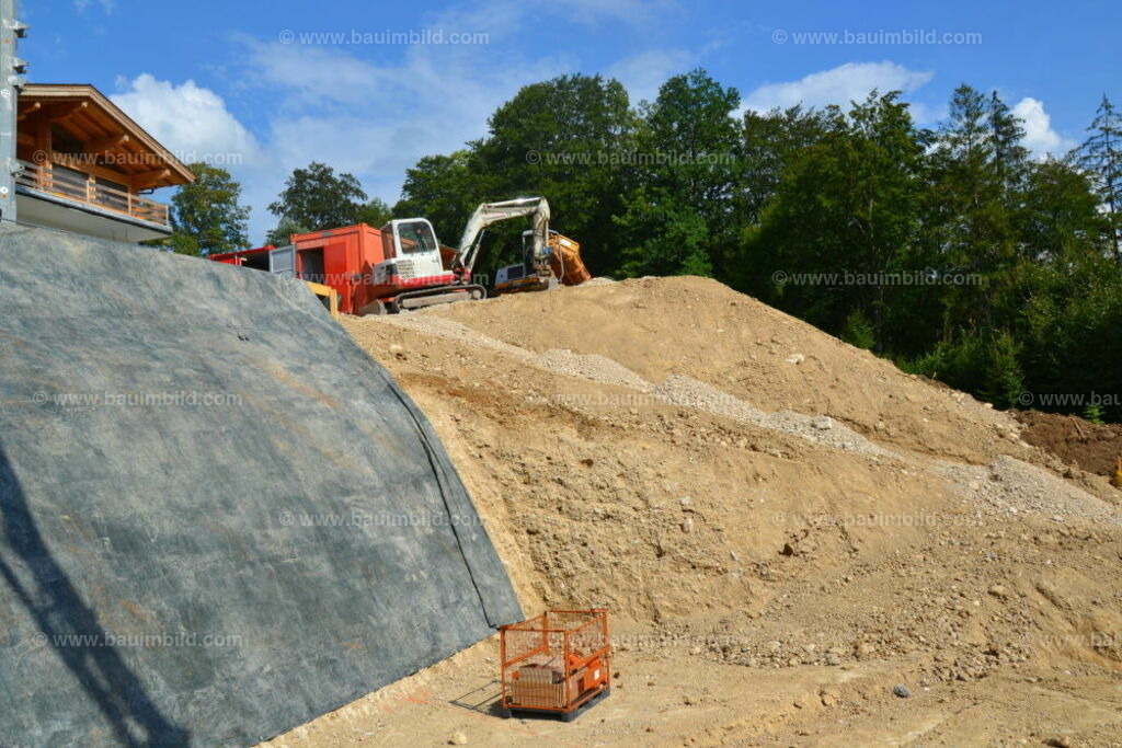 bib-lg02-erdarbeiten-0108 | Nach LV-Leistungsgruppen sortierte Detailfotos über den Bau eines Hauses. Alle Hausbau-Bilder direkt vom Urheber und Autor der Website Haus-Selber-Bauen.com