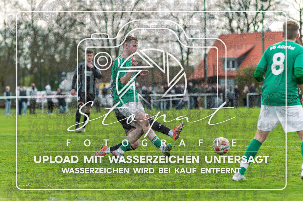 FGFS-SGA-1059 | Admin Spahic (SG Allertal #11) beim Herren Kreisliga HK Spiel zwischen FG Fulde-Stellichte und SG Allertal im Fulder Zentralstadion, Fulde (Simon Paul Stopat) - Realisiert mit Pictrs.com