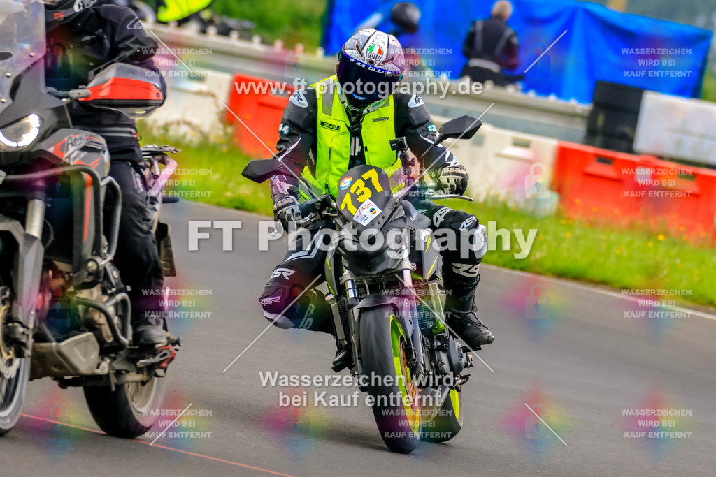 VBK-6758 | Hier findet Ihr Bilder von Touristenfahrten auf der Nürburgring Nordschleife oder von anderen Veranstaltungen die ich besucht habe. Viel Spass beim Durch Schauen 