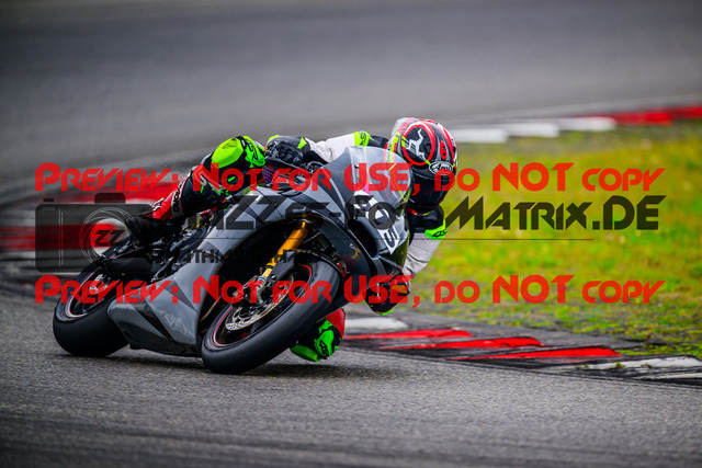 MaZZes_FotoMatrix_240717_6007705_4491 | ROT