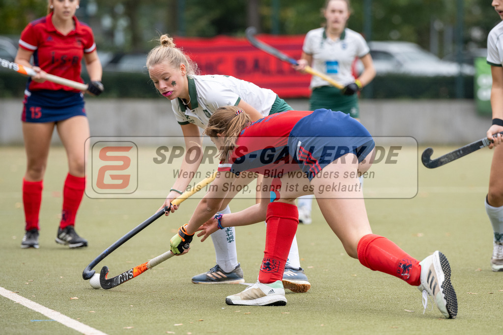 SFE_20231022_0045 | Deutsche Meisterschaft Weibliche U16 Finale Uhlenhorst Mülheim - Düsseldorfer HC am 22.10.2023 in Köln (Düsseldorfer Hockeyclub 1905 e.V.), Photo: Stephan Fehrmann 2023 (Sports-Gallery)
