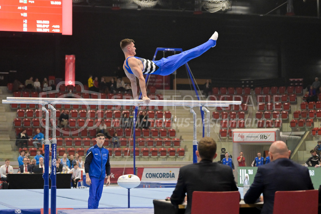 Schweizer Meisterschaften Kunstturnen Mannschaften Männer (A) - 22. November 2025 | Schweizer Meisterschaften Kunstturnen Mannschaften Männer (A)AXA Arena, WinterthurBild: Sportfotografie Markus Aeschimann | www.markus-aeschimann.ch - Realisiert mit Pictrs.com