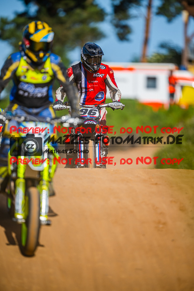 MaZZes_FotoMatrix_220528_5404 | Fotograf Mathias Schmid
Sportfotograf,
Eventfotograf,
Hochzeitsfotograf,
Portraitfotograf