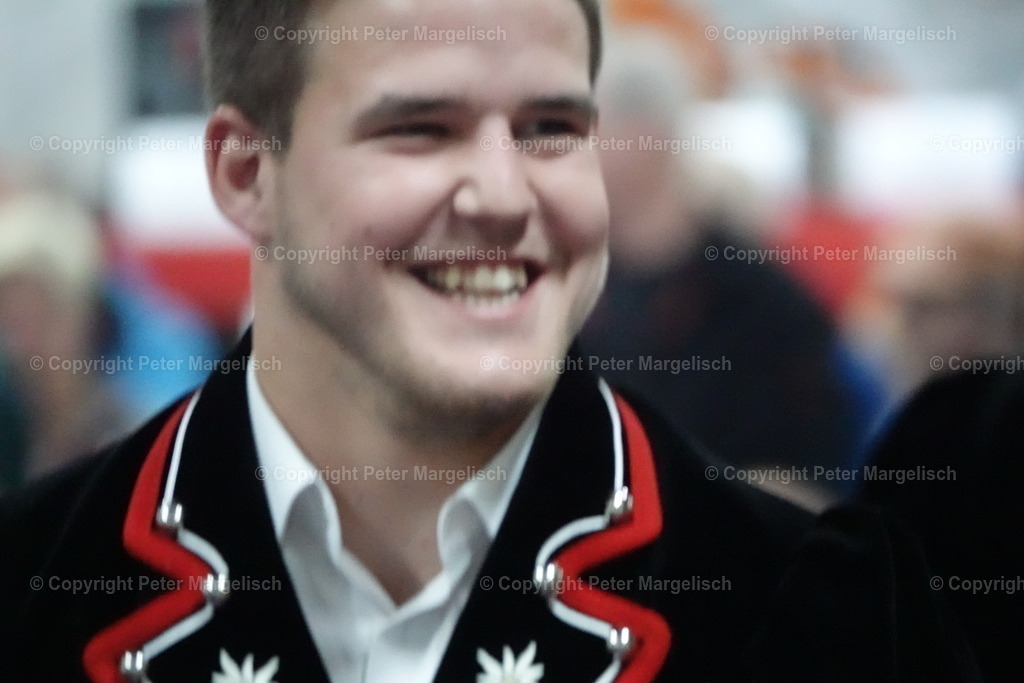 DSC03521 | Schwingen - Realisiert mit Pictrs.com