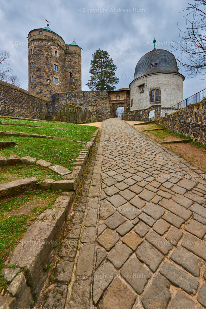 Der Coselturm in der Burg Stolpen | Bedeutsame Landschaften Deutschlands - Realisiert mit Pictrs.com
