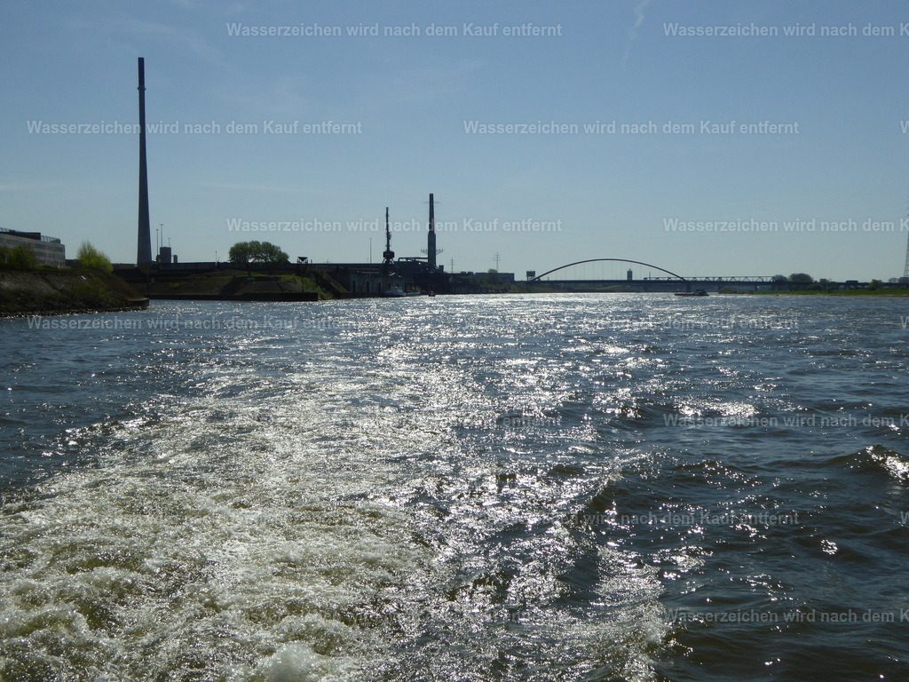 P1010959 | Entdecken Sie die faszinierende Welt von Norbert Michels: Surreale Kunstwerke, hochwertige Fotos, Leinwandbilder & Fotoprodukte wie Tassen mit bild7 - Realisiert mit Pictrs.com