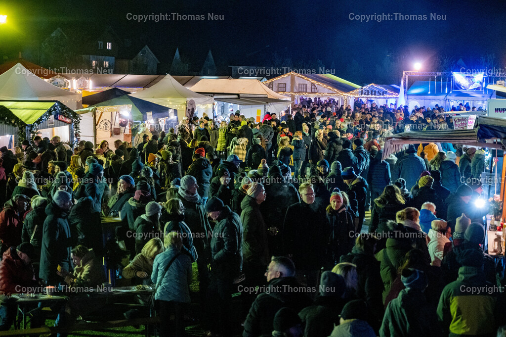 DSC_7490 | ble, 30.11.2024, Lorsch, Weihnachtsmarkt und Blaues Weihnachtswunder in der Stadt, , Bild: Thomas Neu