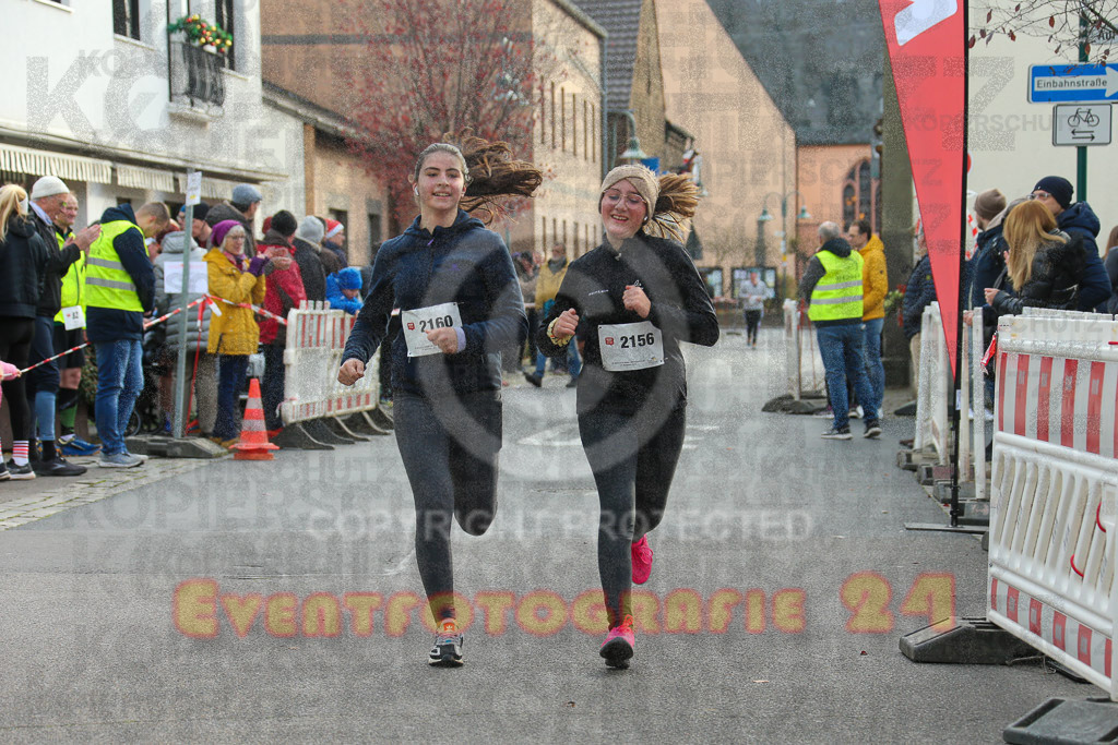 221127_1100_EX1_1523 | Sportfotografie im Rhein-Sieg Kreis, Köln, Bonn, NRW, Rheinland Pfalz, Hessen, etc. Unser Tätigkeitsfeld umfasst den Laufsport vom Volkslauf über den Marathon, Duathlon, Triathon bis zum Ultralauf wie Kölnpfad Ultra oder Schindertrail.