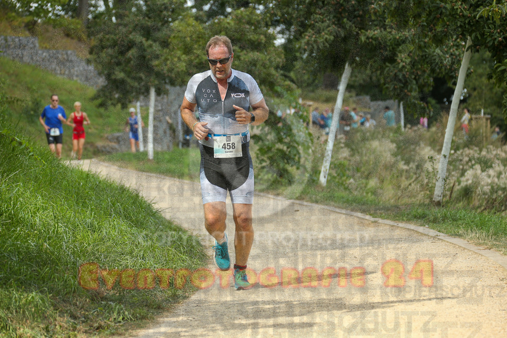 250824_1357_EX1_4389 | Sportfotografie im Rhein-Sieg Kreis, Köln, Bonn, NRW, Rheinland Pfalz, Hessen, etc. Unser Tätigkeitsfeld umfasst den Laufsport vom Volkslauf über den Marathon, Duathlon, Triathon bis zum Ultralauf wie Kölnpfad Ultra oder Schindertrail.