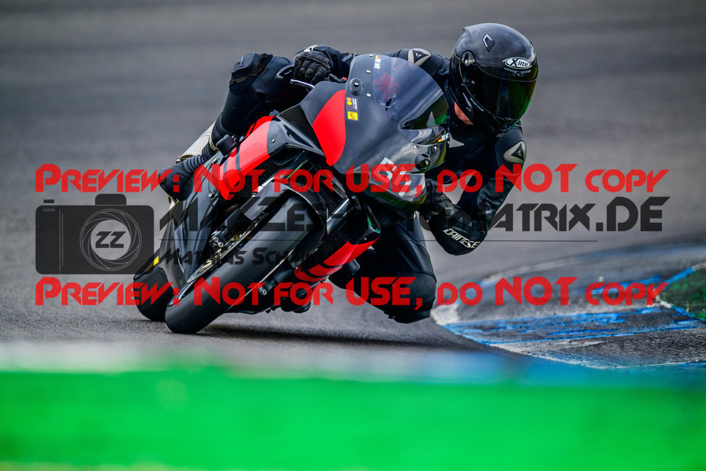 MaZZes_FotoMatrix_240614_6007705_4119 | GELB