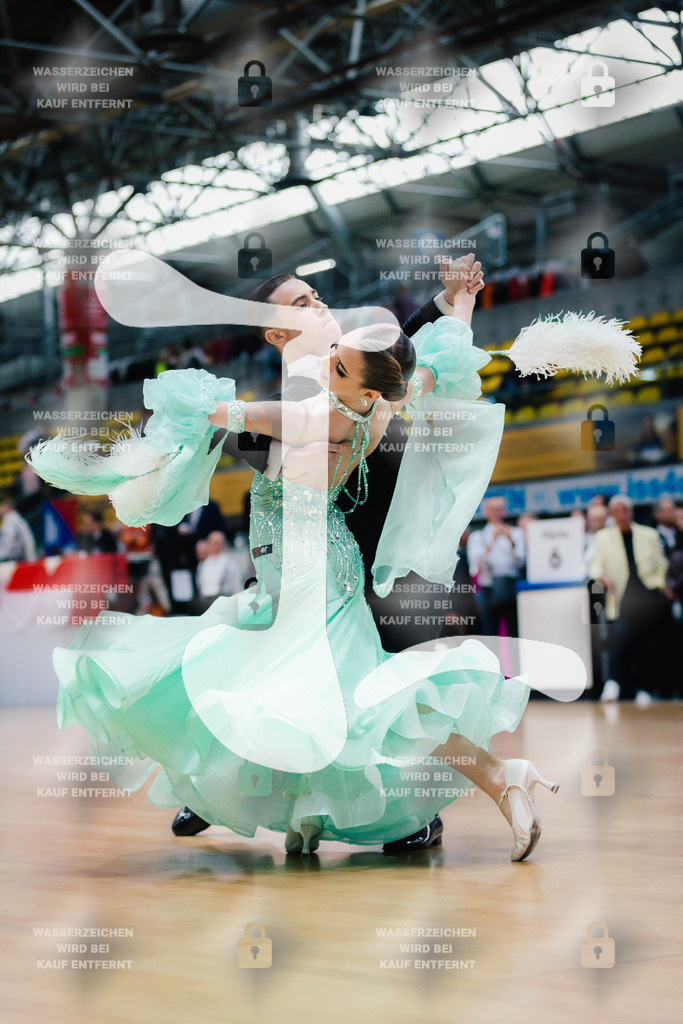 Hessen Tanzt WDSF Open Junior II Standard 3rd (205) Eric-Mihai Dragota _ Ingrid Maria Dragota (Romania)-2025-05-17-7689 | Webshop for digital downloads and prints of dance sport, event & show photographer Julian Link - Realisiert mit Pictrs.com