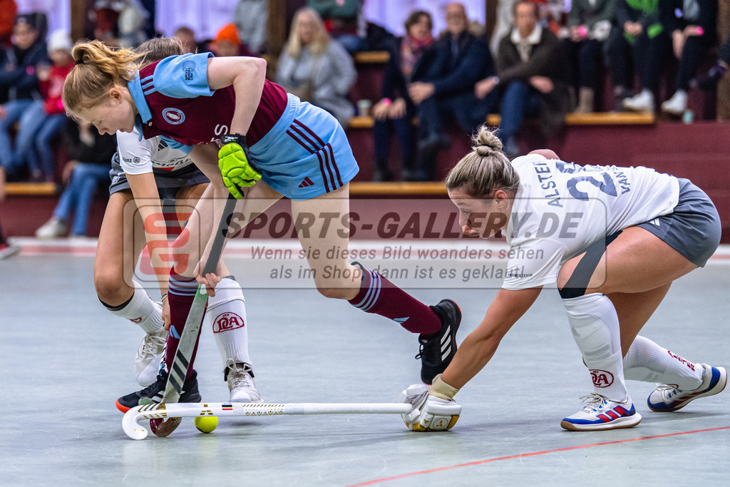 SM_20231216-D5A_5821 | 1.Bundesliga Hallenhockey  (W) UHC - DCadA / 3:2 (2:2)